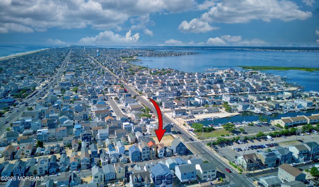 46 W Rutherford Lane, Lavallette, NJ 08735