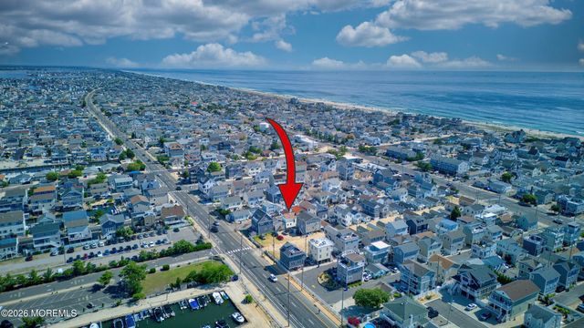 46 W Rutherford Lane, Lavallette, NJ 08735