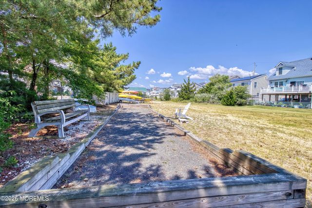 46 W Rutherford Lane, Lavallette, NJ 08735