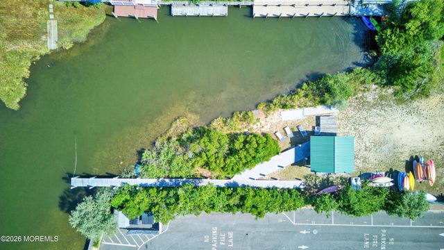 46 W Rutherford Lane, Lavallette, NJ 08735