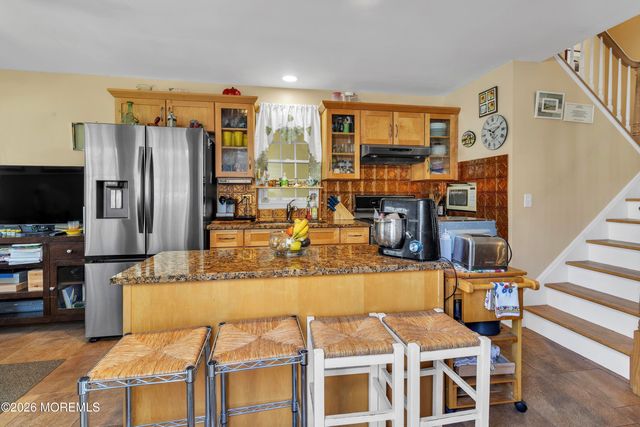 46 W Rutherford Lane, Lavallette, NJ 08735