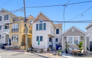 46 W Rutherford Lane, Lavallette, NJ 08735