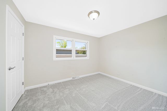 15320 Harding Avenue, Midlothian, IL 60445