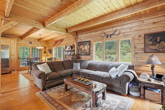 43 Goldring Drive, Highland Lake, NY 12743