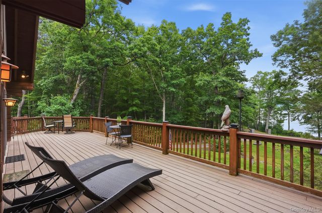 43 Goldring Drive, Highland Lake, NY 12743