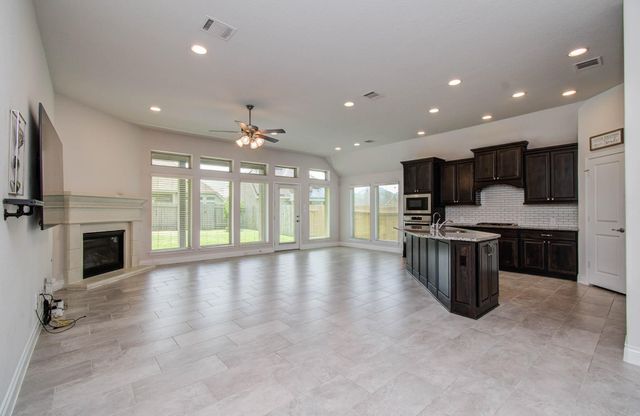 3605 Dolan Trail Court, Pearland, TX 77584