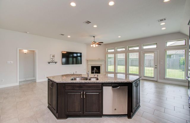 3605 Dolan Trail Court, Pearland, TX 77584