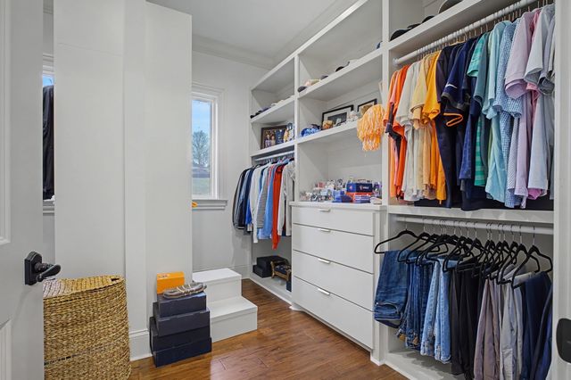 7100 Marsh Hawk Ct, Arrington, TN 37014