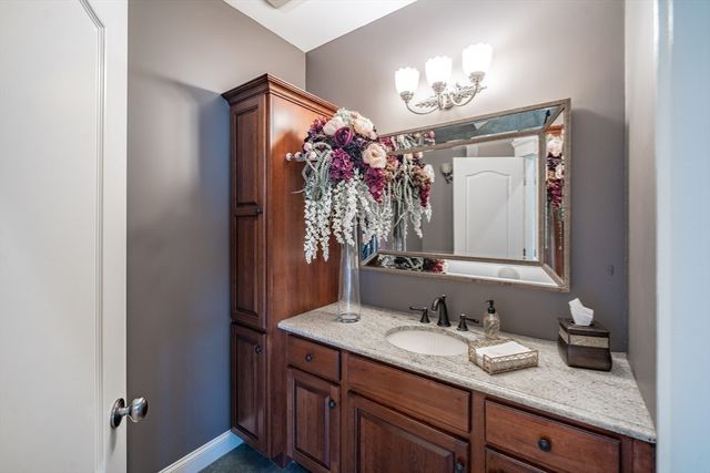 2 Gableview Lane, Southwick, MA 01077