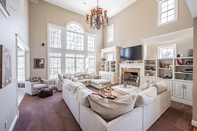 2 Gableview Lane, Southwick, MA 01077