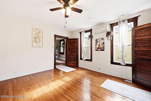 921 Mary St, Louisville, KY 40204