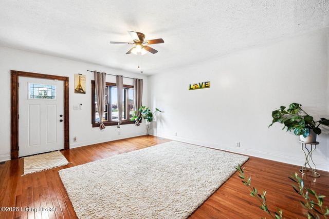 921 Mary St, Louisville, KY 40204