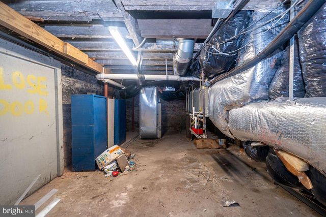 12 CAREY ST, Baltimore, MD 21223