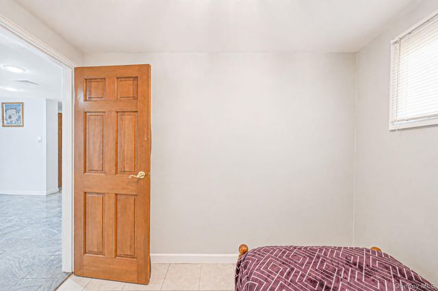 21 Page Drive, Hicksville, NY 11801
