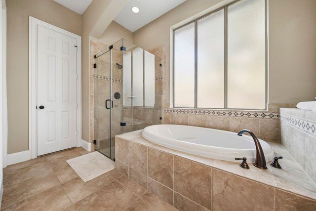 7415 Dresden Avenue, Sugar Land, TX 77479
