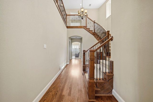 7415 Dresden Avenue, Sugar Land, TX 77479