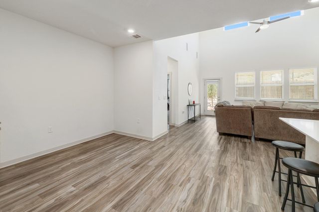 14008 Zuhause DR, Pflugerville, TX 78660