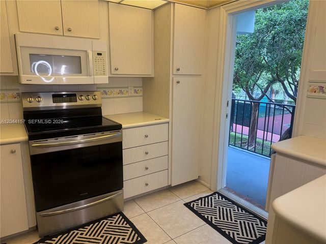 1501 S Ocean Blvd 224, Lauderdale By The Sea, FL 33062
