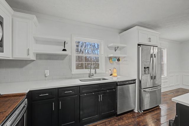 407 Sam Houston Dr, Lebanon, TN 37087