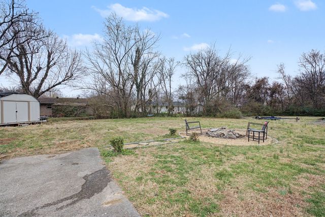 407 Sam Houston Dr, Lebanon, TN 37087