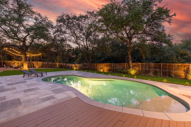 108 Tellus ST, Lakeway, TX 78734