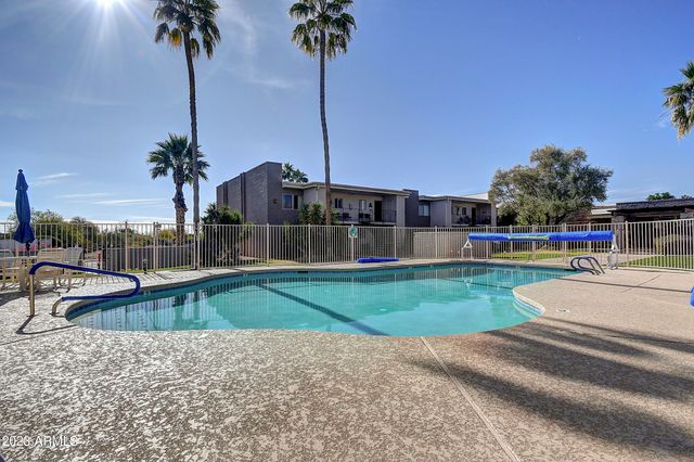 16912 E LA MONTANA Drive D124, Fountain Hills, AZ 85268