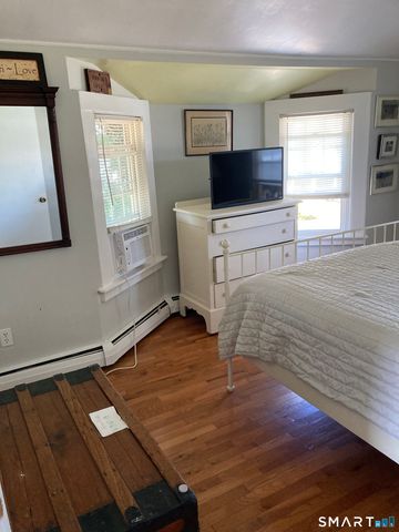 13 Sound View Heights, Branford, CT 06405