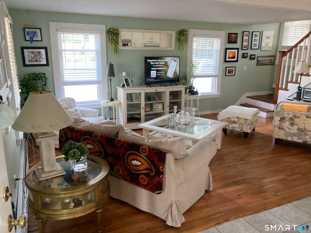 13 Sound View Heights, Branford, CT 06405