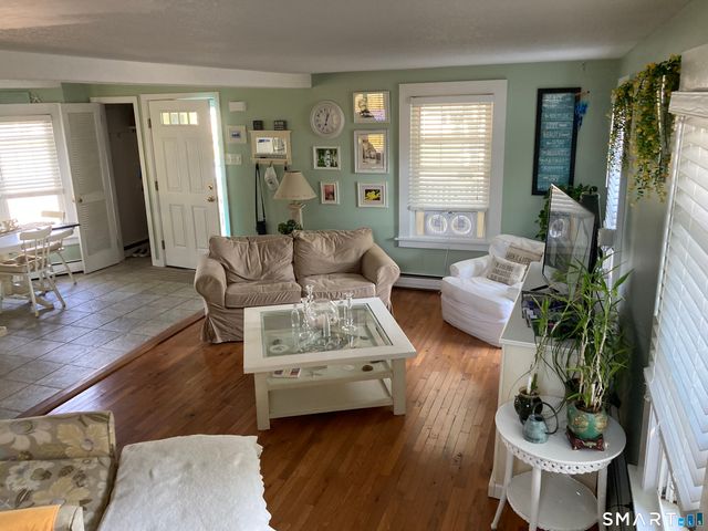 13 Sound View Heights, Branford, CT 06405