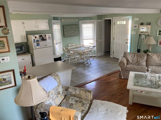 13 Sound View Heights, Branford, CT 06405