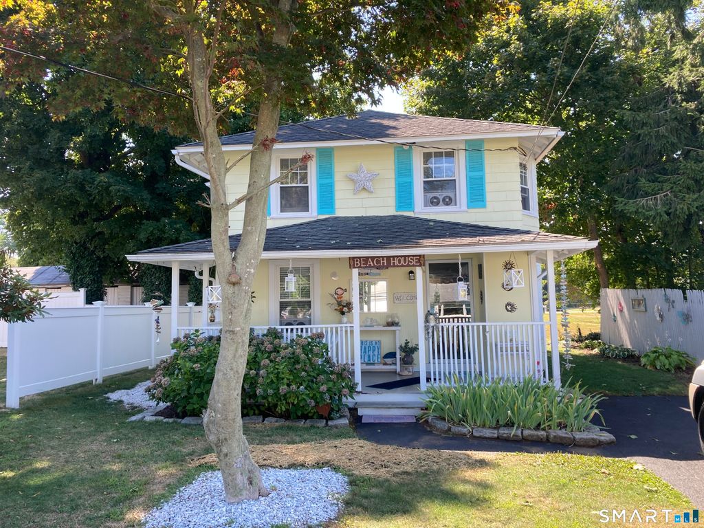 13 Sound View Heights, Branford, CT 06405