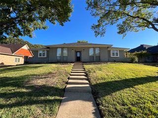 1108 Berkshire Court, Trophy Club, TX 76262