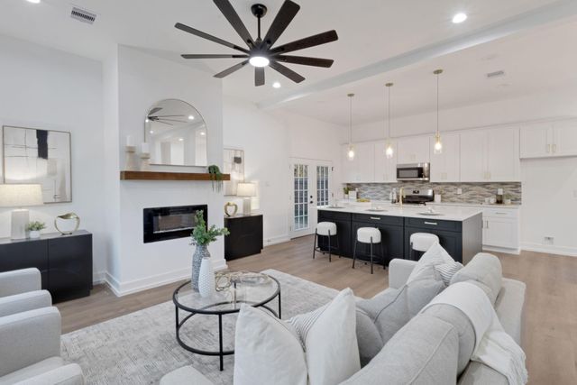 4202 Plaag Street, Houston, TX 77016