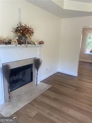 5482 Latham Manor Drive, Gainesville, GA 30506