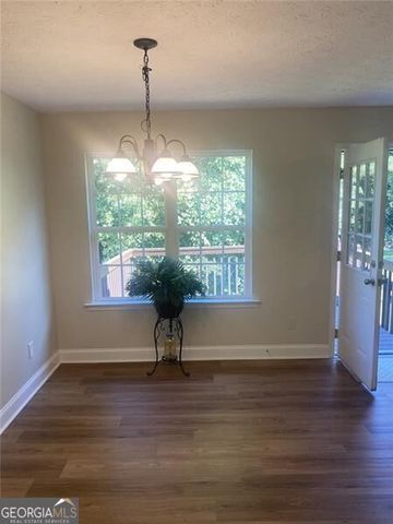5482 Latham Manor Drive, Gainesville, GA 30506