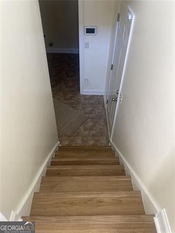 5482 Latham Manor Drive, Gainesville, GA 30506
