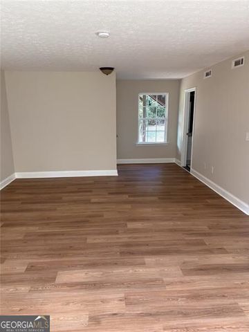 5482 Latham Manor Drive, Gainesville, GA 30506