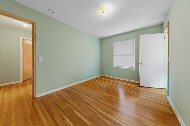 9043 13th Avenue S, Bloomington, MN 55425
