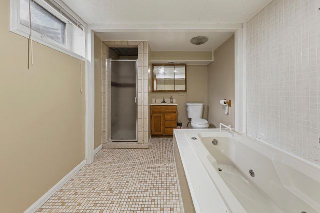 9043 13th Avenue S, Bloomington, MN 55425