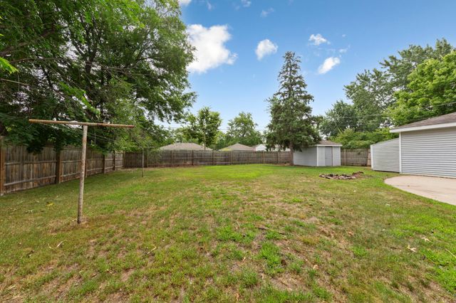 9043 13th Avenue S, Bloomington, MN 55425