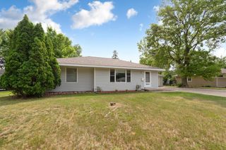 9043 13th Avenue S, Bloomington, MN 55425