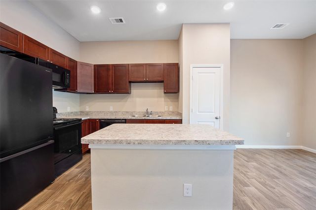 7937 Richland Drive A, Houston, TX 77028