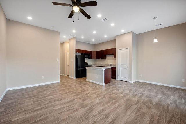 7937 Richland Drive A, Houston, TX 77028