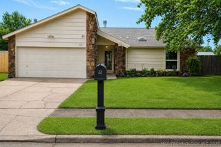 2780 W 112th Place S, Jenks, OK 74037