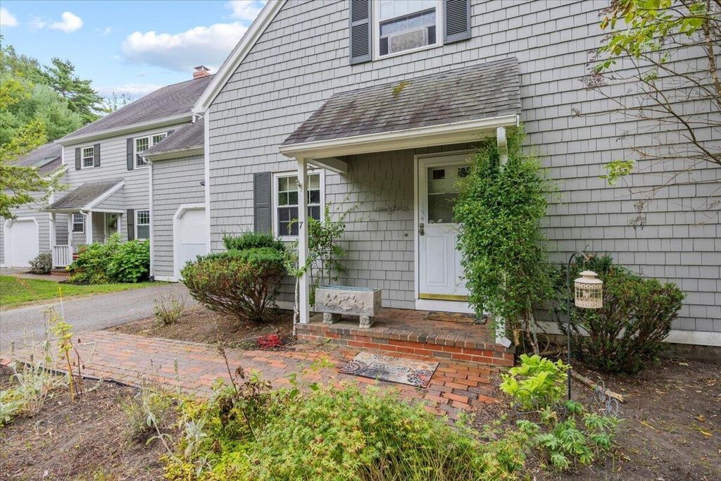 7 Lupine Court 7, Yarmouth, ME 04096 — photo 2