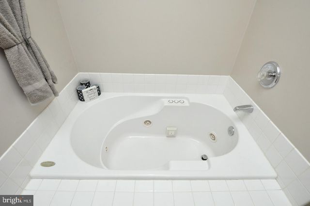 70 ROOSEVELT BLVD, Berlin, NJ 08009