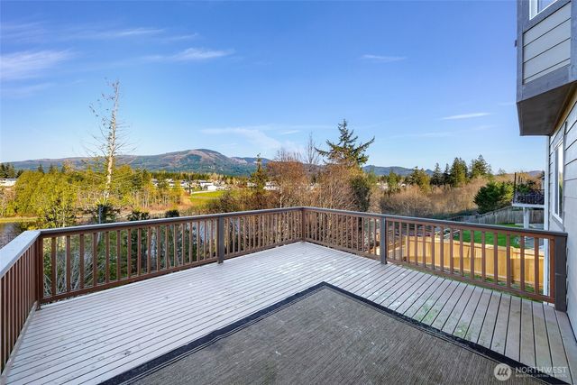 23907 Nookachamp Hills Drive, Mount Vernon, WA 98274