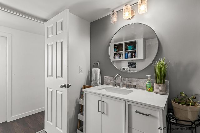 702 DALLAS RD, Cheyenne, WY 82007