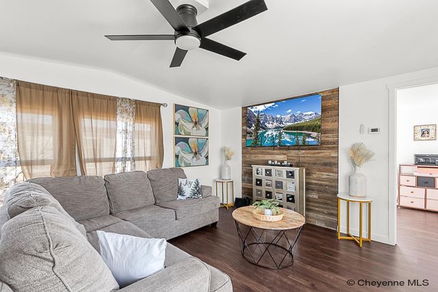 702 DALLAS RD, Cheyenne, WY 82007