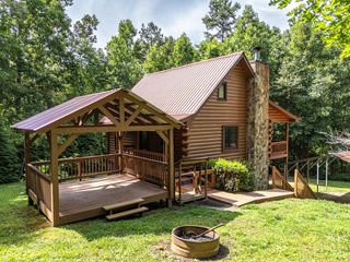 44 Red Wolf Trail, Blairsville, GA 30512